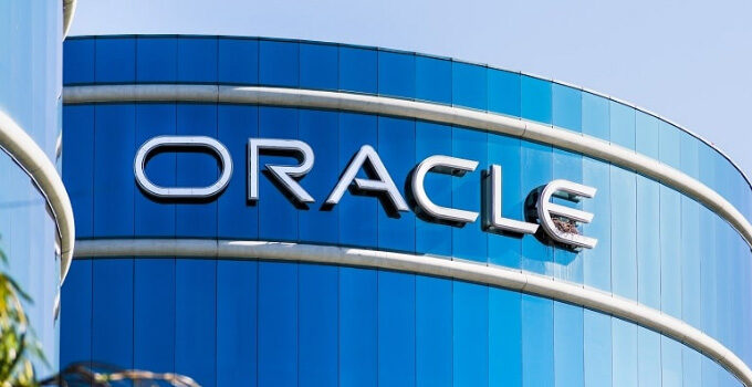 Mercado de TI enfrenta crise e multinacional Oracle abre 6.626 vagas em cursos GRATUITOS online para capacitar novos profissionais
