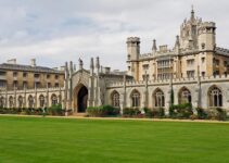 Universidade de Cambridge oferece 1 mil vagas em bolsas para cursos online