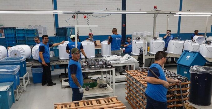 Colormaq abre vagas de emprego ao redor de todo o Brasil